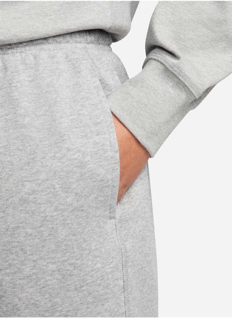 Nike Club Flow Shorts  - Image 3