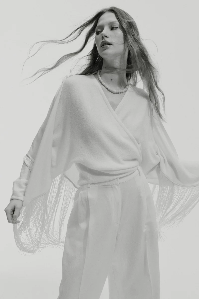 H&M Fringe-trimmed scarf