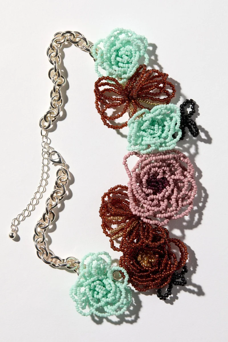 H&M Flower-detail necklace