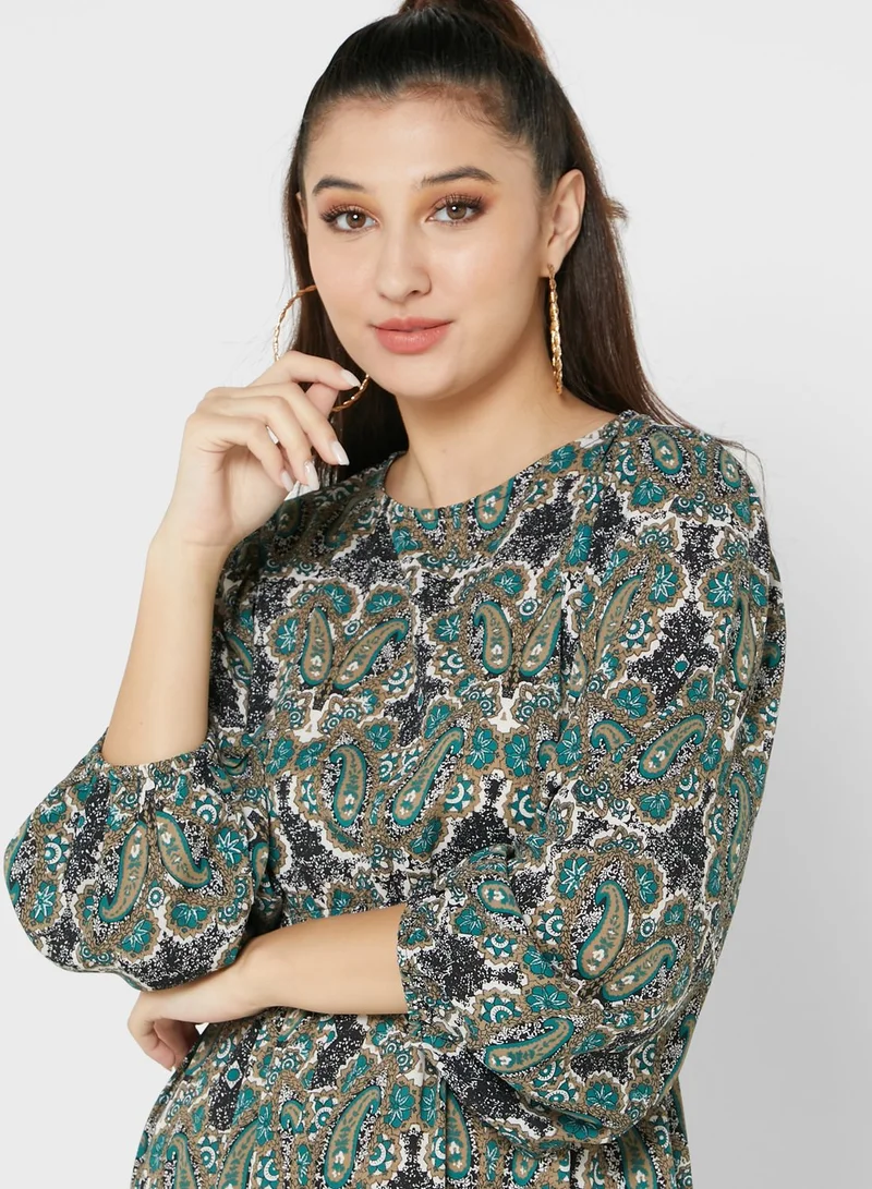 Ginger Short Frufle Hem Dress With Wais Cut-Out