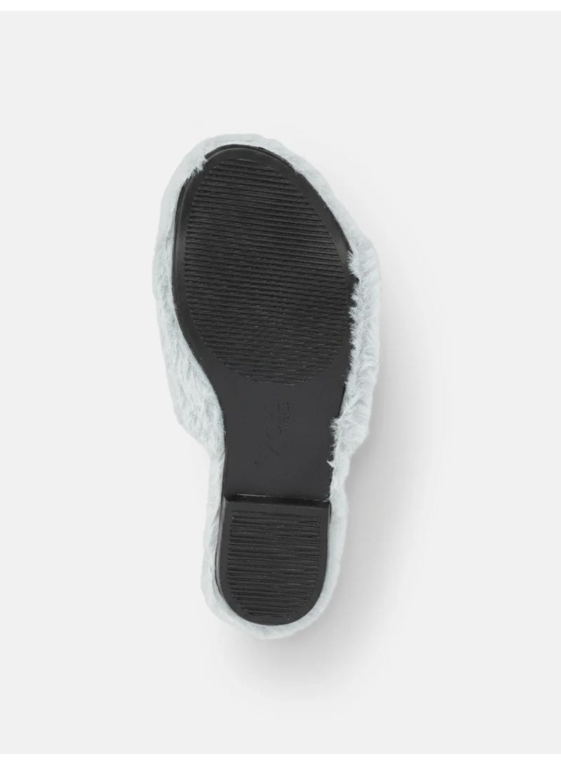 ZORIWORLD Butterlove Chic Indoor Slipper Slides Soft Vegan Fur & Lightweight Cushioned Sole with Love Design - Image 5