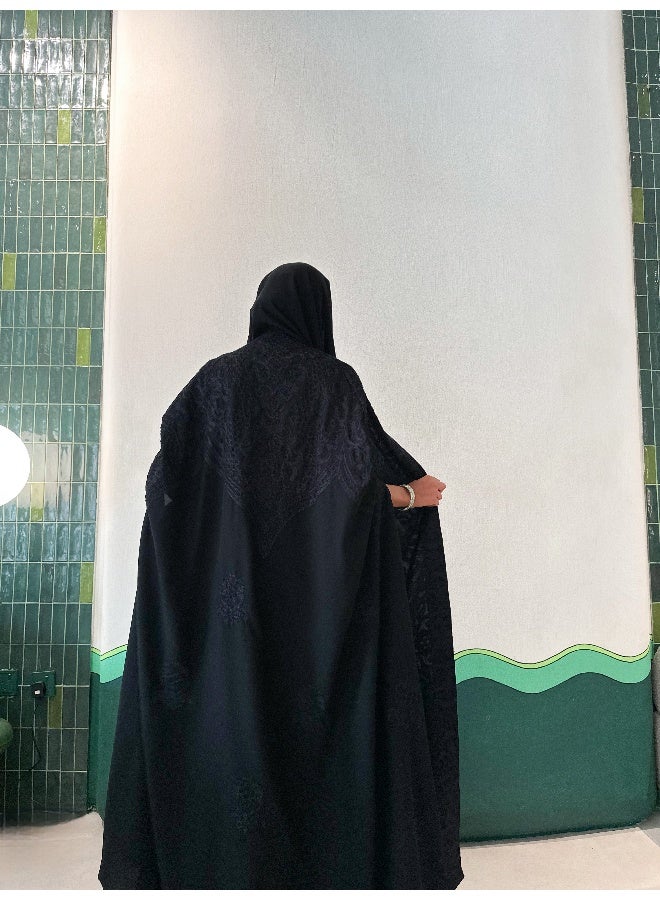 آية MW1739 قماش ملكي مع اضافة تطريز - Image 2