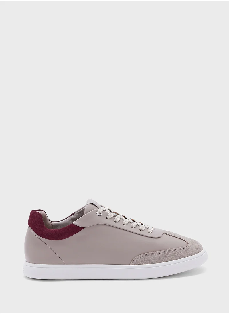 CALVIN KLEIN Lace Up Low Top Sneakers