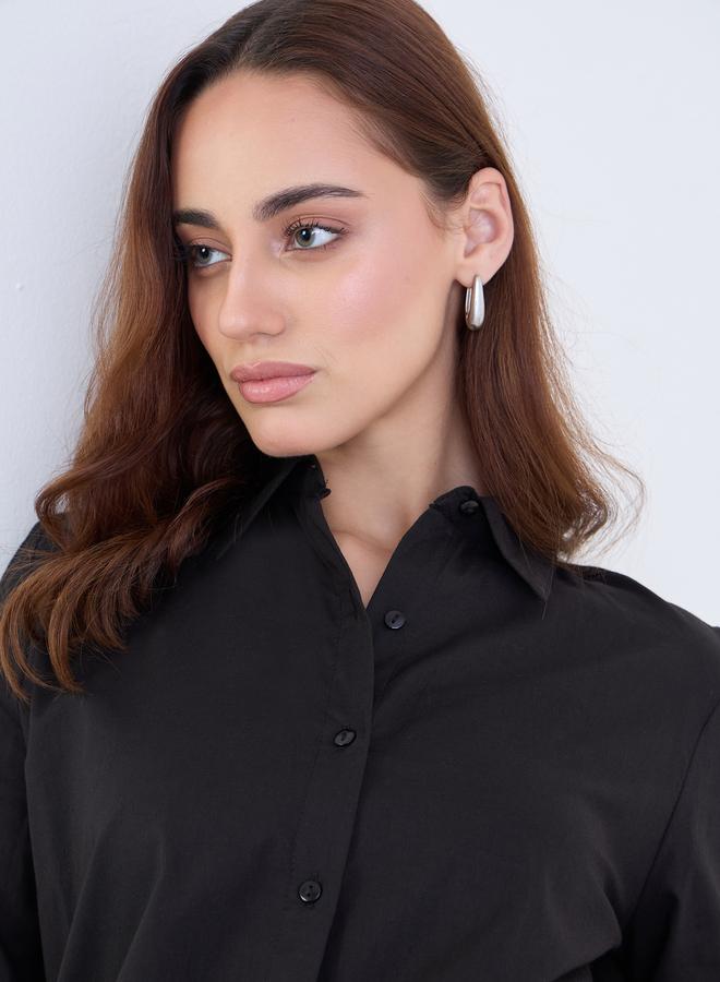 ستايلي قميص بتفاصيل شيفلي مع بلوزة كامي داخلية - Image 4