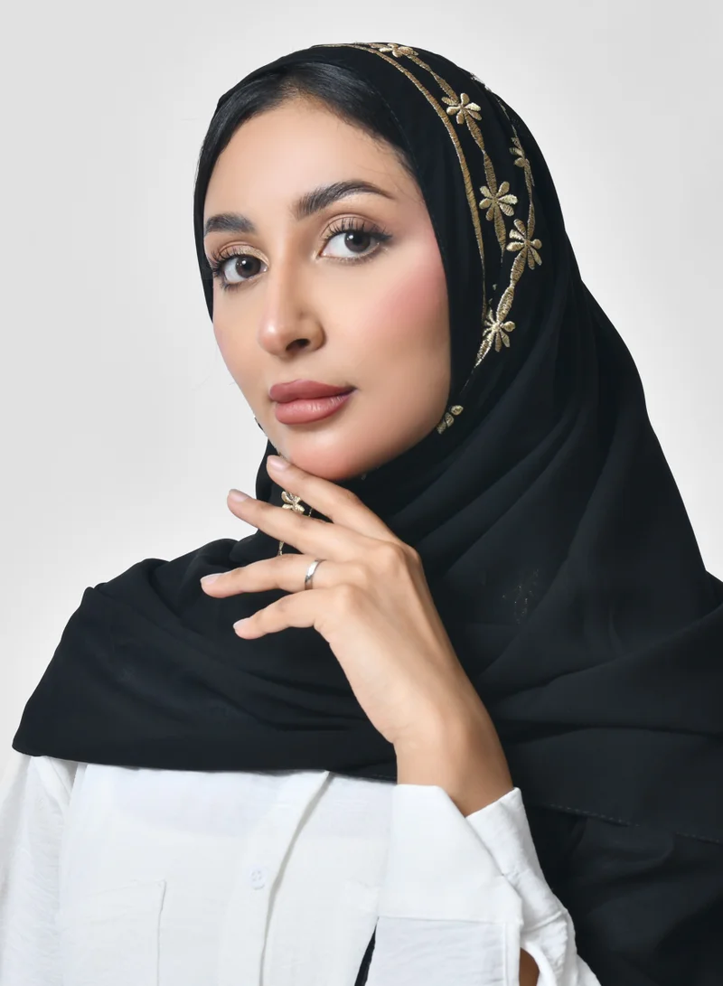 عبايات حوراء طرحة سوداء بتطريز ذهبي زاهي