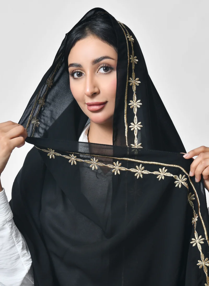 عبايات حوراء طرحة سوداء بتطريز ذهبي زاهي