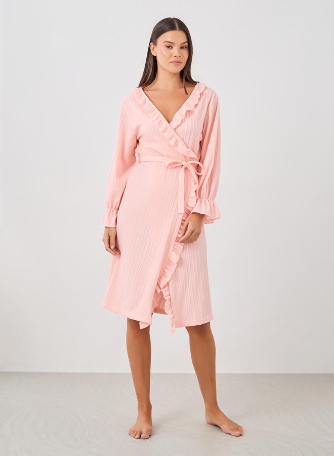 ستايلي روب بحزام بتفاصيل مكشكشة وملمس مميز - Image 1