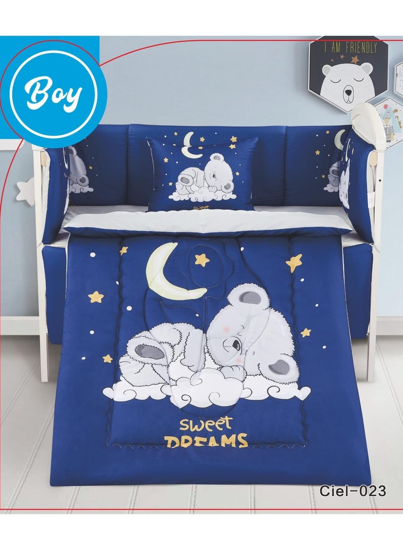 مفرش حاجز اطفال طقم مكون من 5 قطع مقاس-لحاف حشوة ثابتة مقاس ( 90×145) سم الشرشف  مقاس ( 110 ×160) سم كيس مخدة مقاس ( 45×35) سم حاجز للطفل مقاس ( 33×130) سم حاجز للطفل مقاس ( 33×300) سم