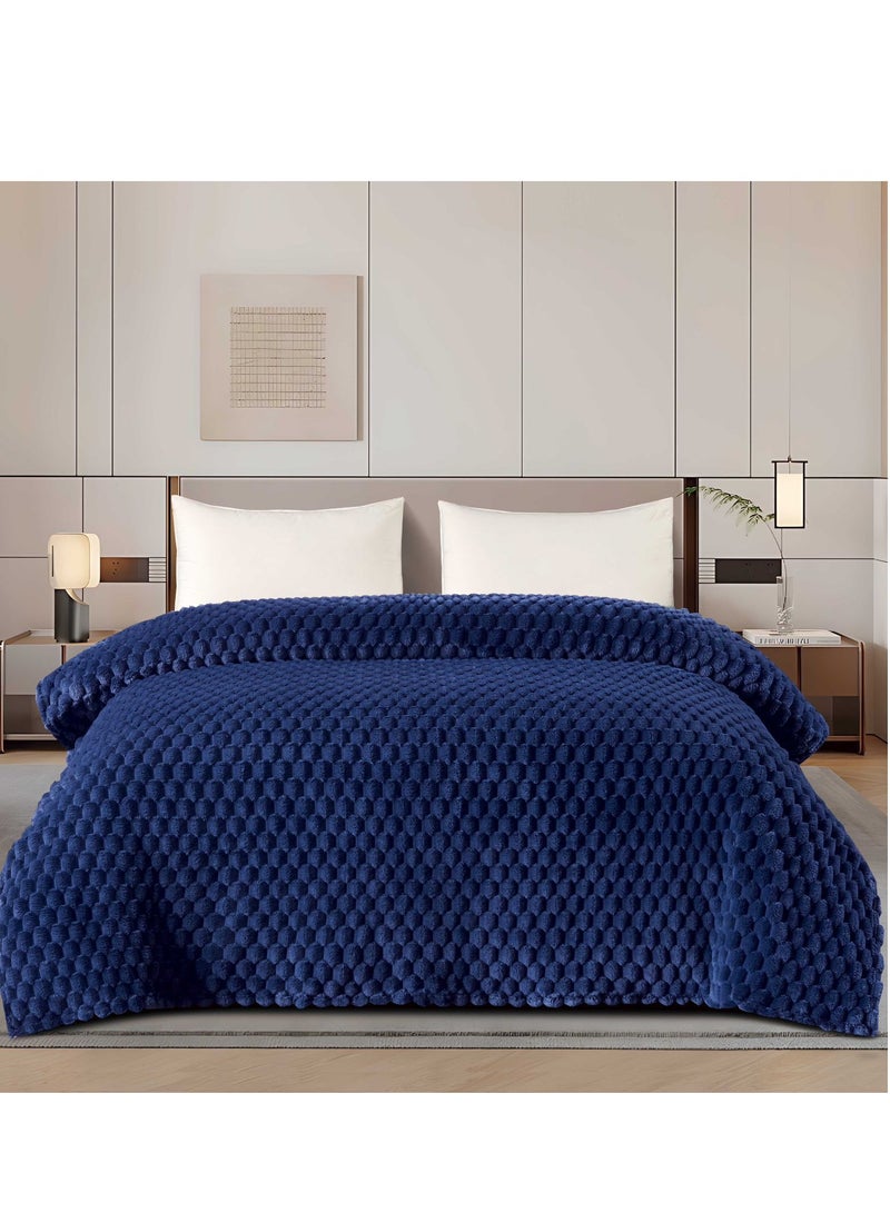 Ming Li Plain velvet double blanket with embossed detail, size 220*240cm - Image 1