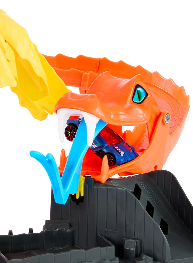 Hot Wheels City Toy Car Track Set, Pizza Slam Cobra Attack, Snake Tail Spiral Track With Randomizer, 1 Vehicle In 1:64 Scale
