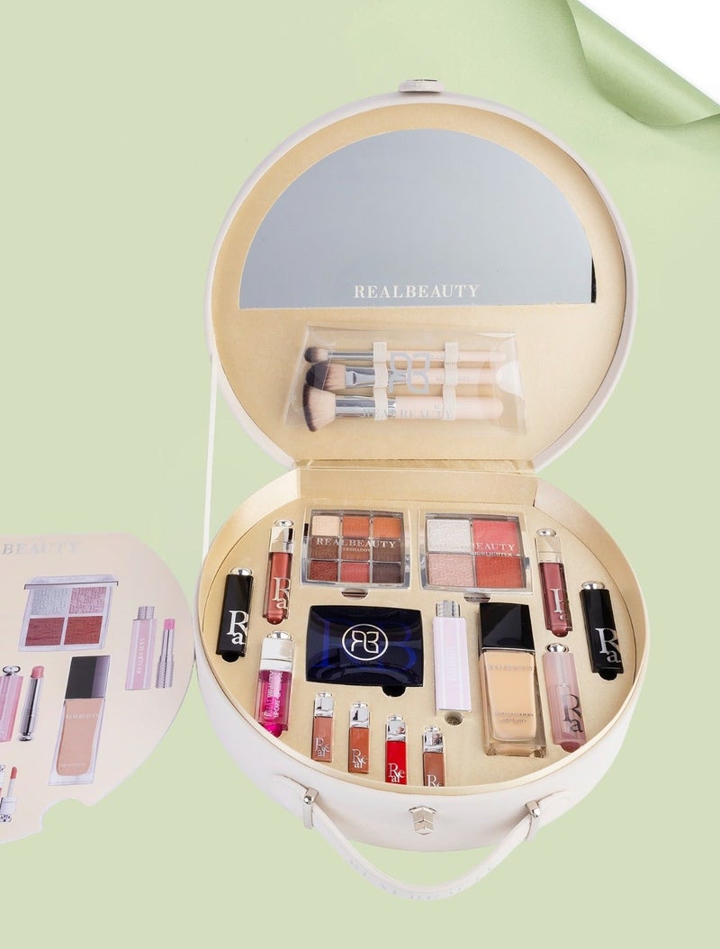 REALBEAUTY Real Beauty Maneuver Makeup Kit - Image 5