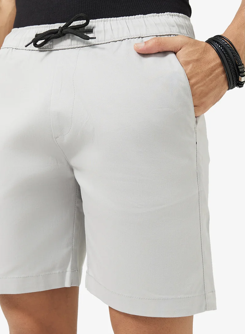 Robert Wood Drawstring Regular Fit Shorts
