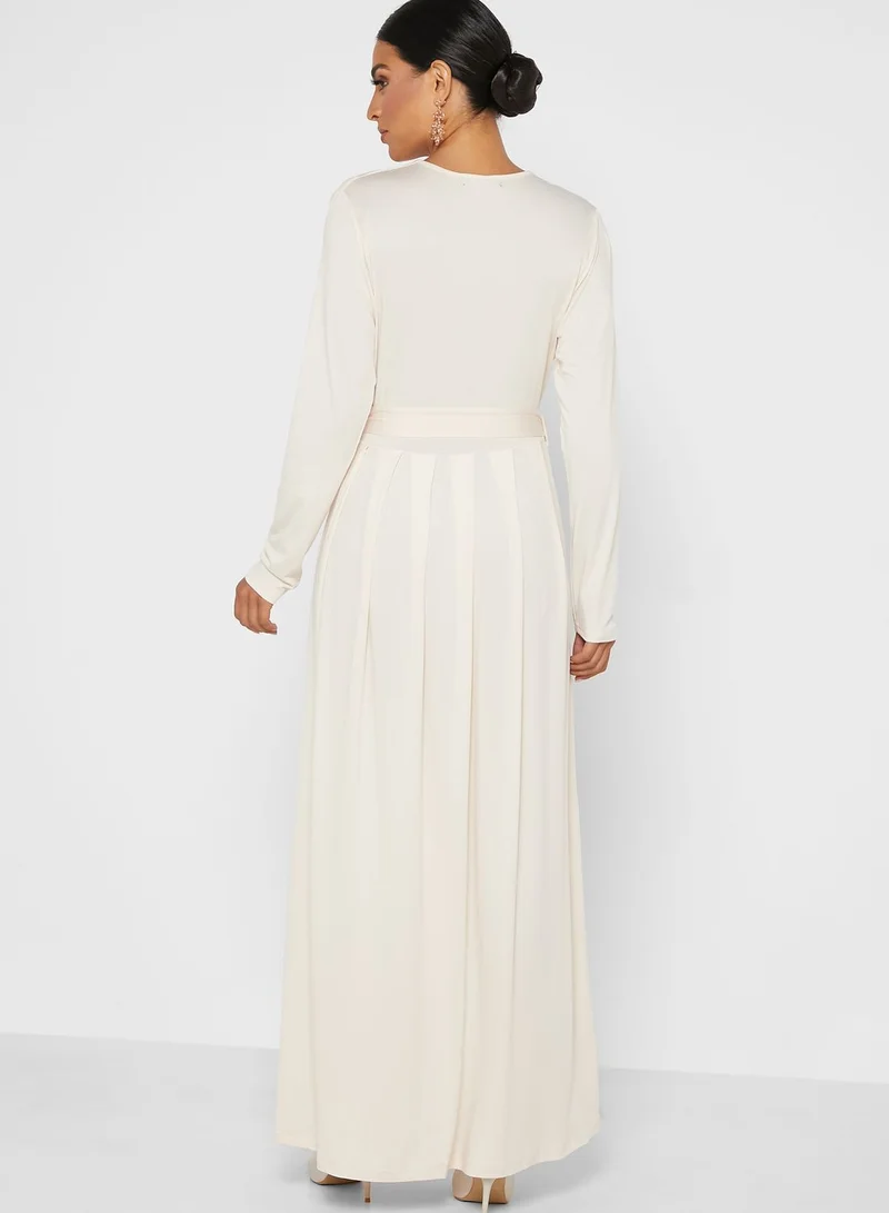 Khizana Drap Tie Abaya