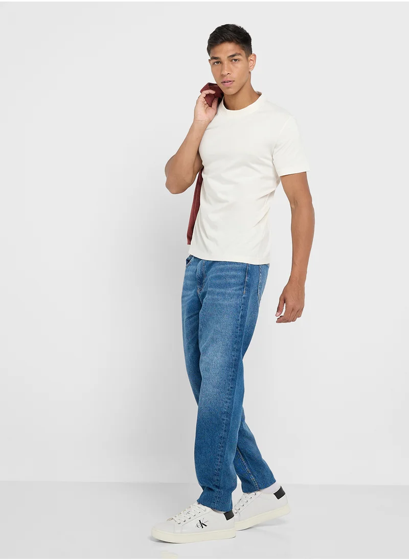 كالفن كلاين جينز Logo Print Crew Neck T-Shirt