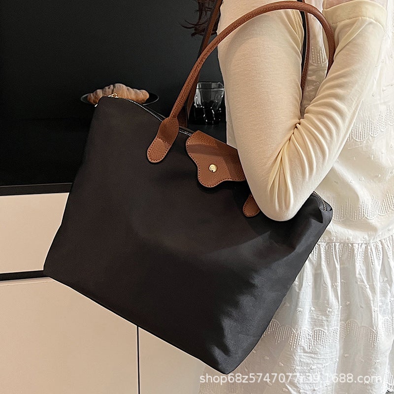Casual Satchel Large-Capacity Bag For Women 2025 Spring And Style Simple Lightweight Shoulder Bag Work Commuter Tote Bag - Image 4