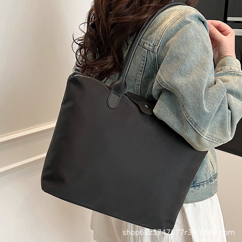 Casual Satchel Large-Capacity Bag For Women 2025 Spring And Style Simple Lightweight Shoulder Bag Work Commuter Tote Bag - Image 5