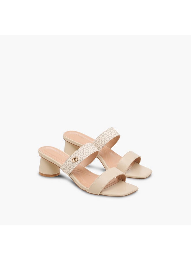 سيليست صنادل نسائية سهلة الارتداء بطبعة شعار الماركة وكعب بلوك - Image 3
