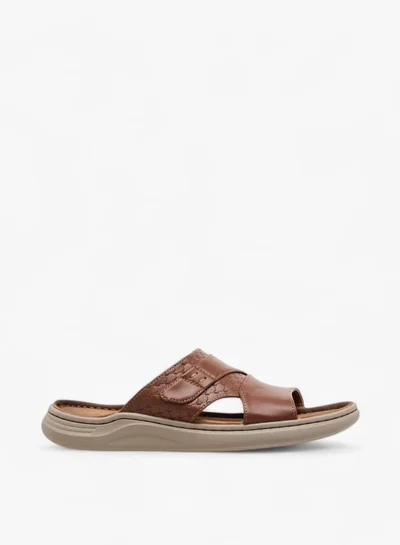 Le Confort Mens Cross Strap Sandals