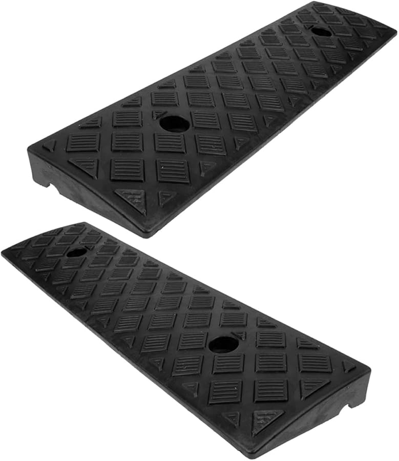 Rubber Garage Curb Ramps 3cm High Black 2pcs for Driveway Wheelchair Access - Image 1