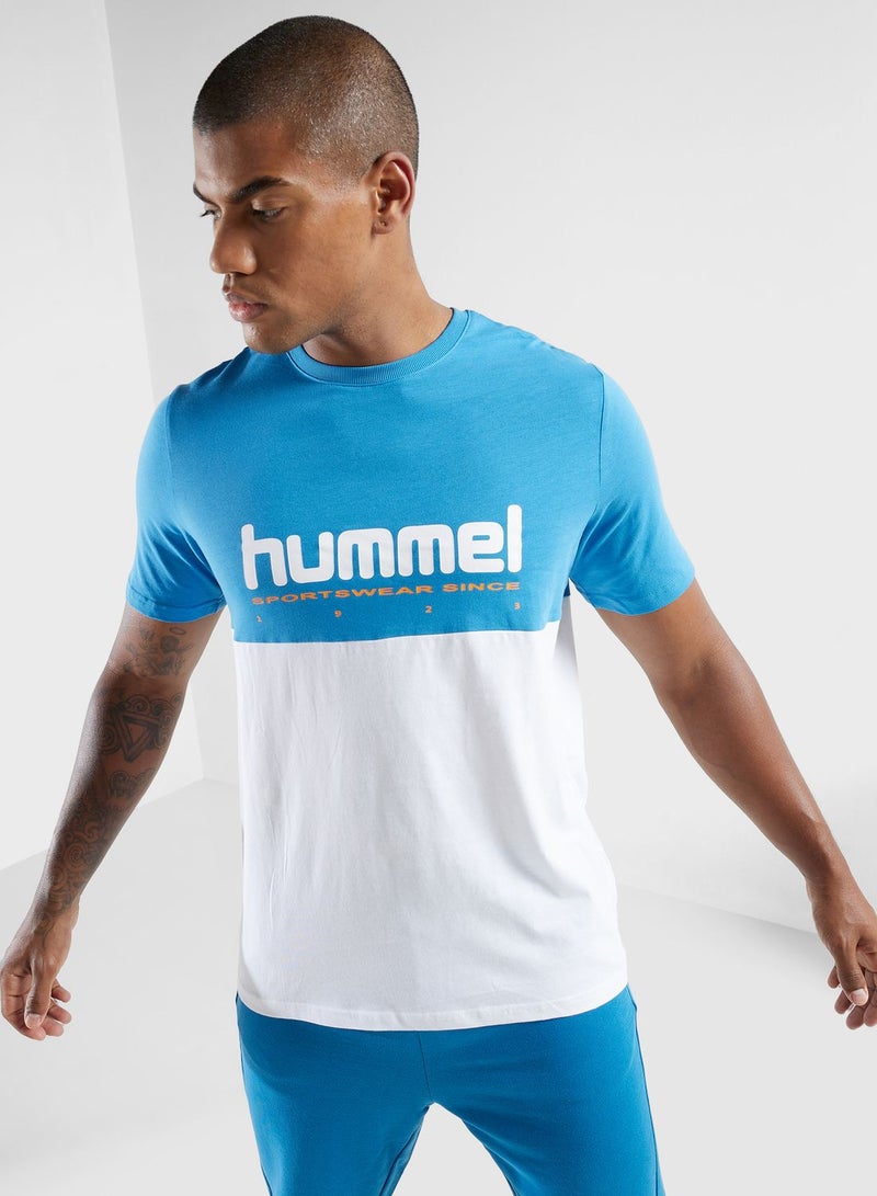 هامل تيشيرت بشعار الماركة - Image 1