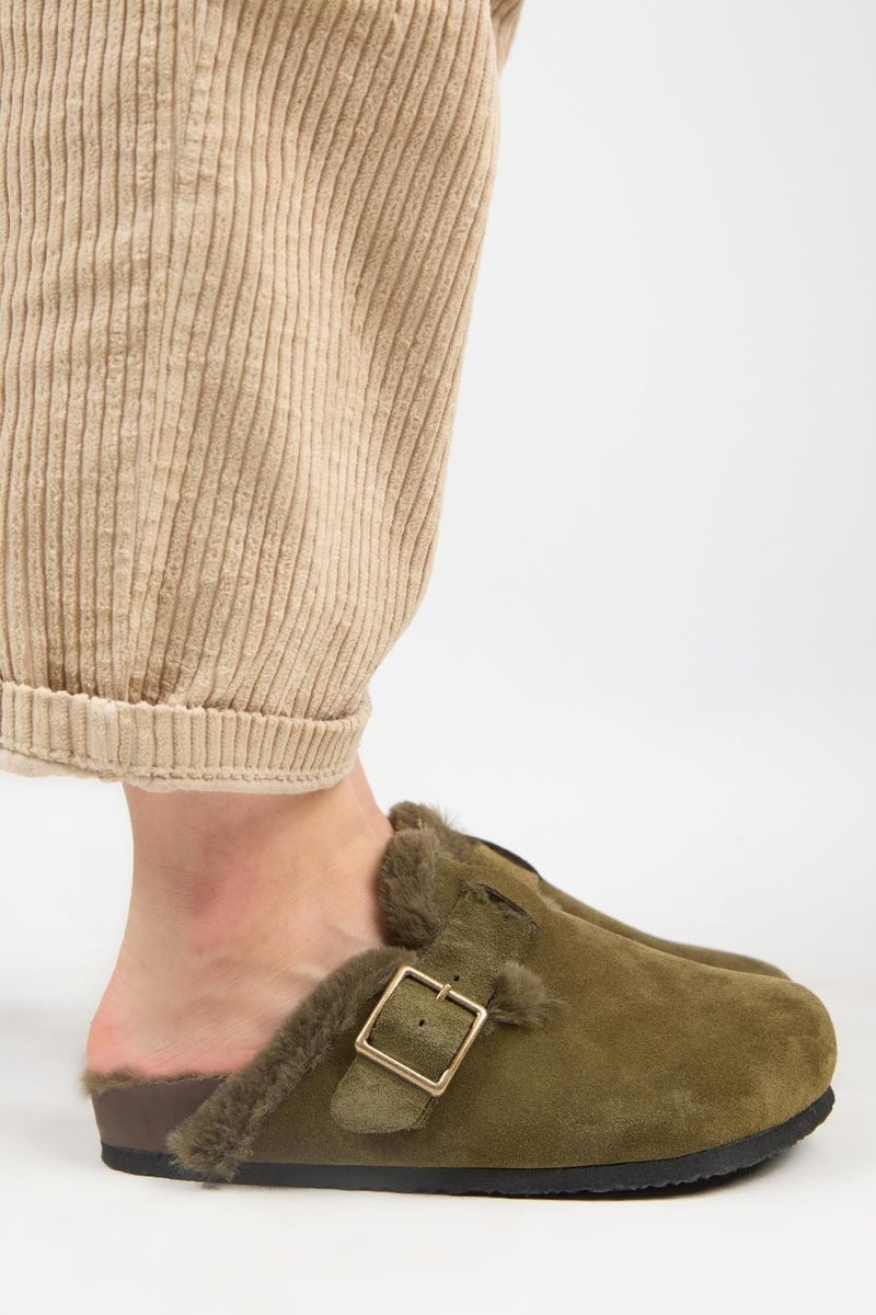 Manijero (Zeta 2 Fur) Women's Leather Belt Buckled Sabo Khaki Slippers  - Image 2
