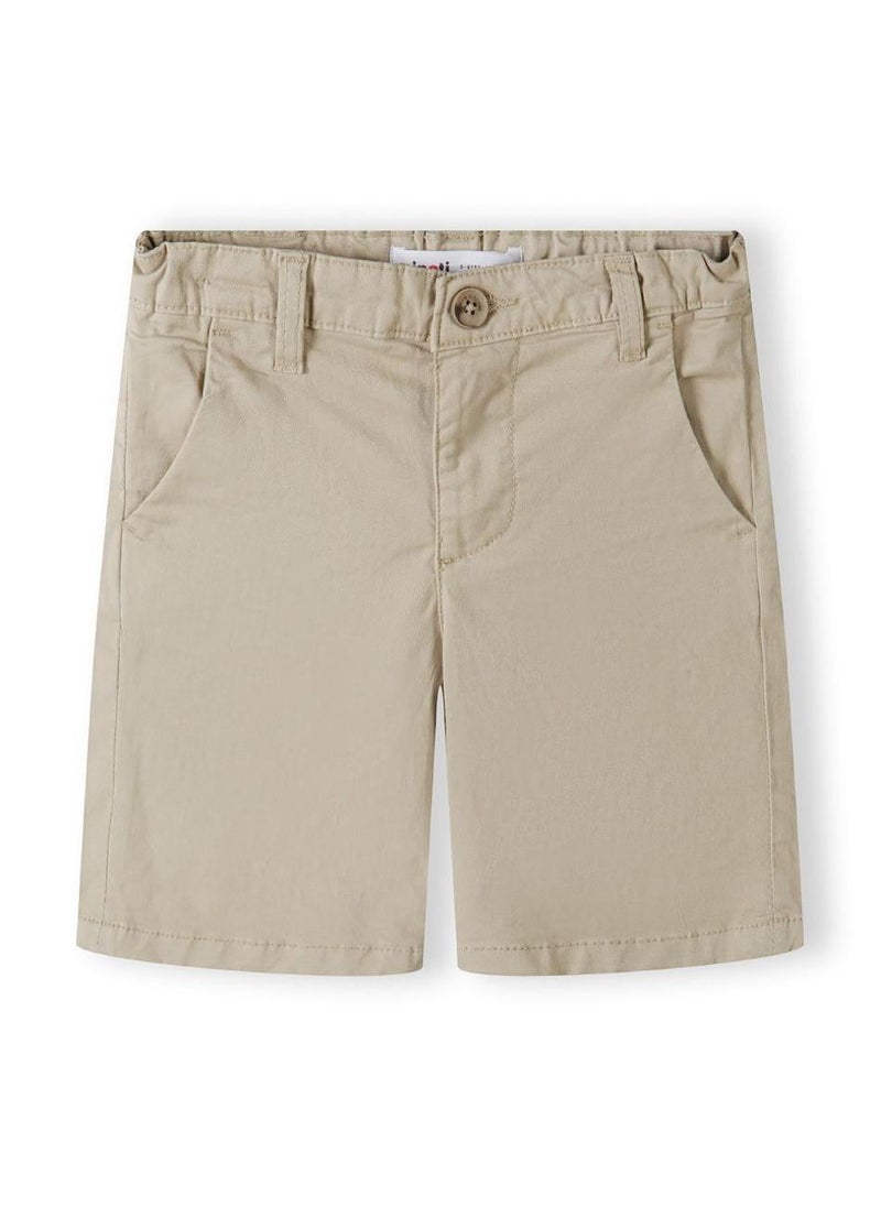 مينوتي شورت تشينو للأولاد بخصر قابل للتعديل - Image 5