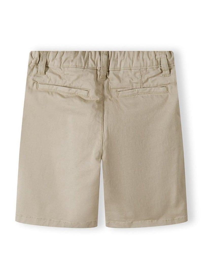 مينوتي شورت تشينو للأولاد بخصر قابل للتعديل - Image 3