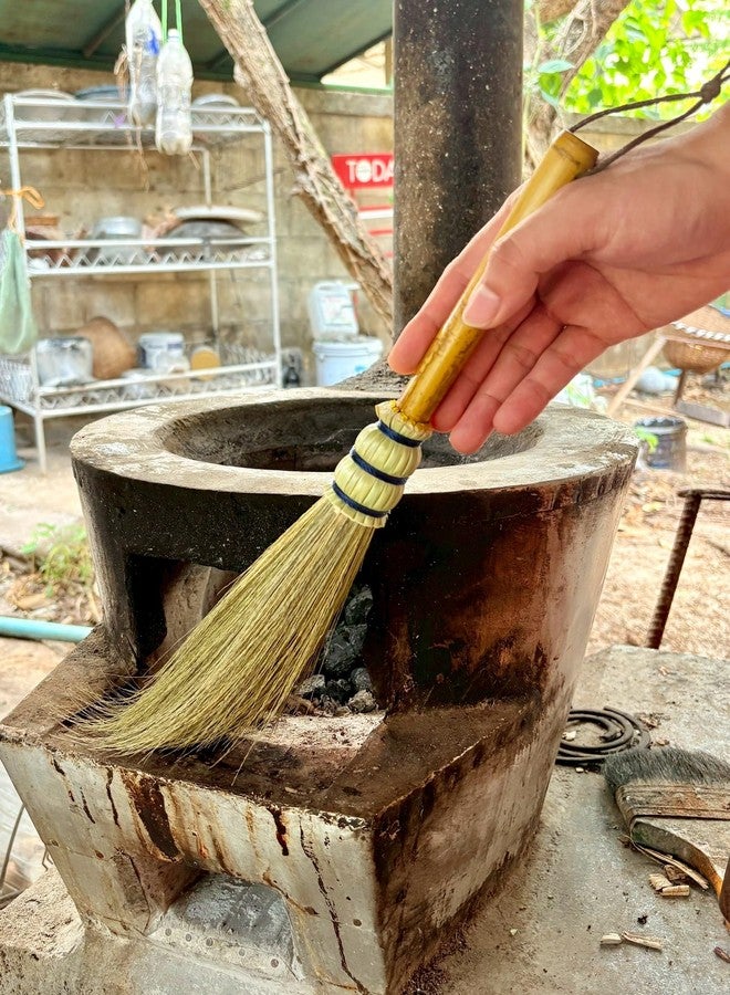 AW BROOMS ممسحة يدوية بمقبض من عصا الخيزران، عشب طبيعي، ممسحة خفيفة، تنظيف للمنزل والمكتب، 16 بوصة - Image 3