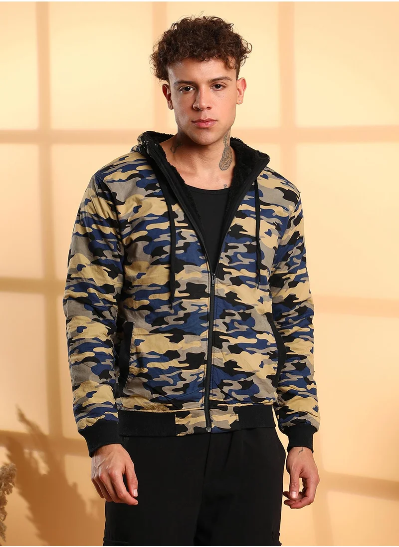 Campus Sutra Men's Navy Blue Camouflage Hoodie With Insert Pocket