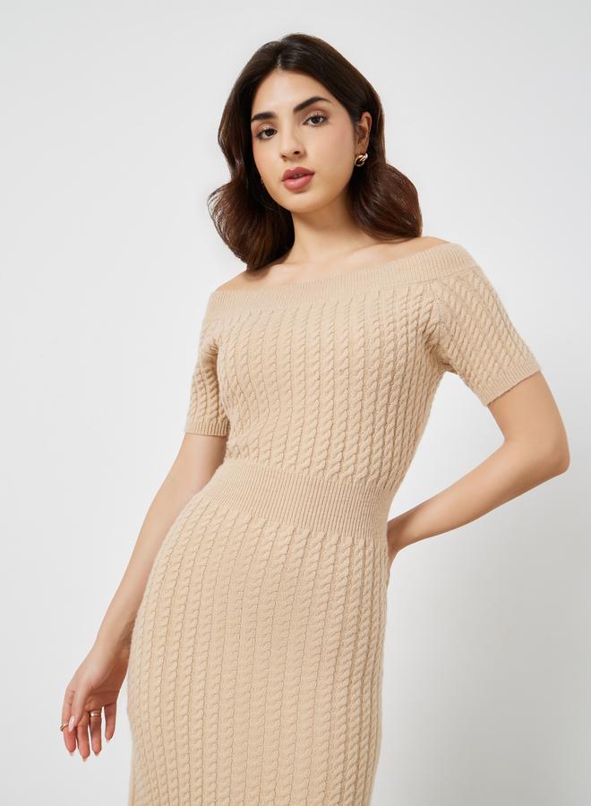 ستايلي فستان ميدي سويتر بتفاصيل محبوكة وأكمام قصيرة - Image 3