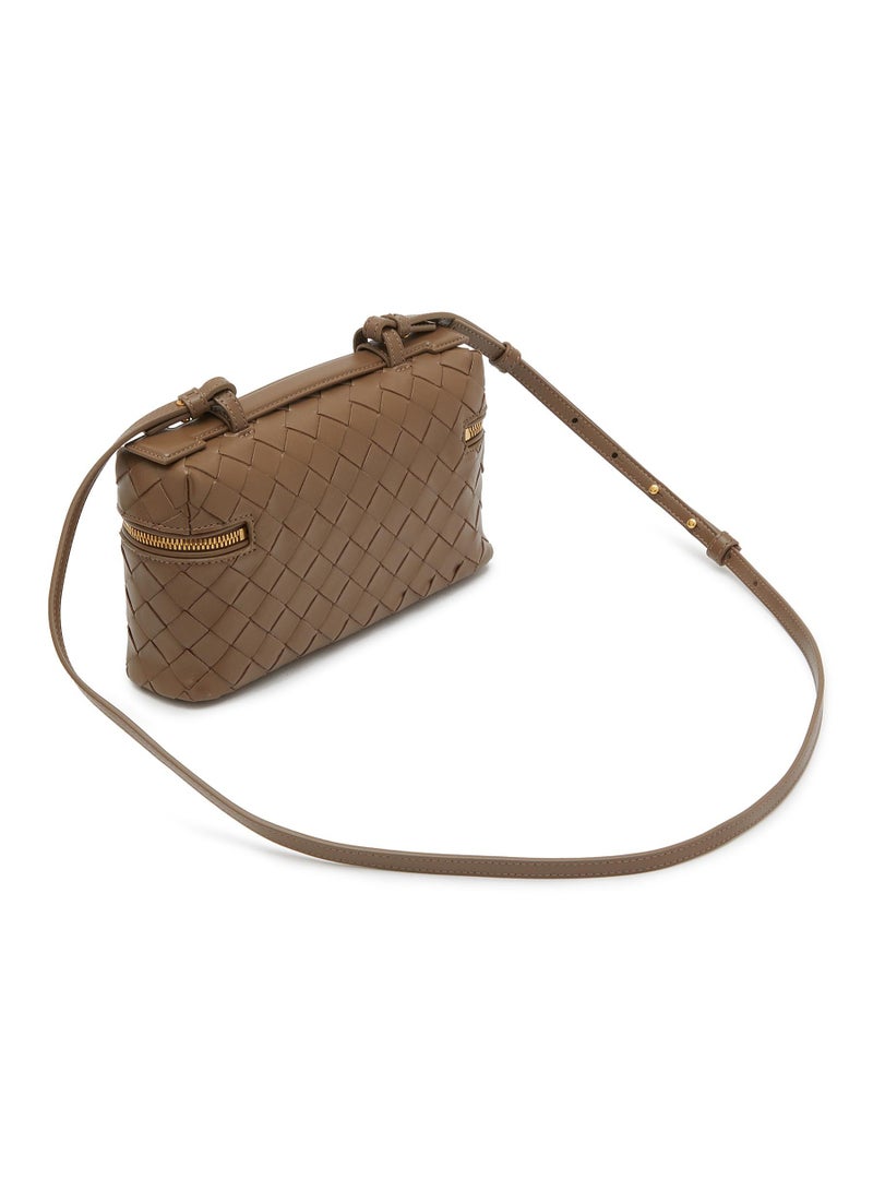 BOTTEGA Veneta Bang Bang Vanity Case in Intrecciato Leather Bag - Image 2