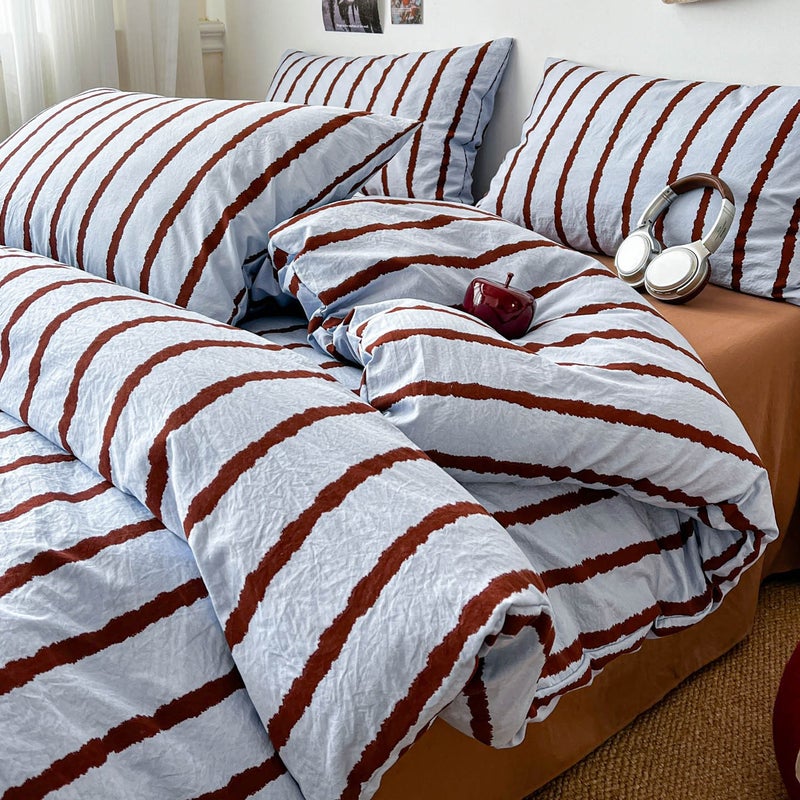 A 2/3pcs Minimalist Color-block Striped Print Bedding, Including 1 Duvet Cover and 1/2 Pillowcases. The Pattern Features Contrasting Stripes as the Theme, with a Soft Texture and Machine-washable Design. Suitable for All Seasons, Ideal for Bedrooms - Image 4
