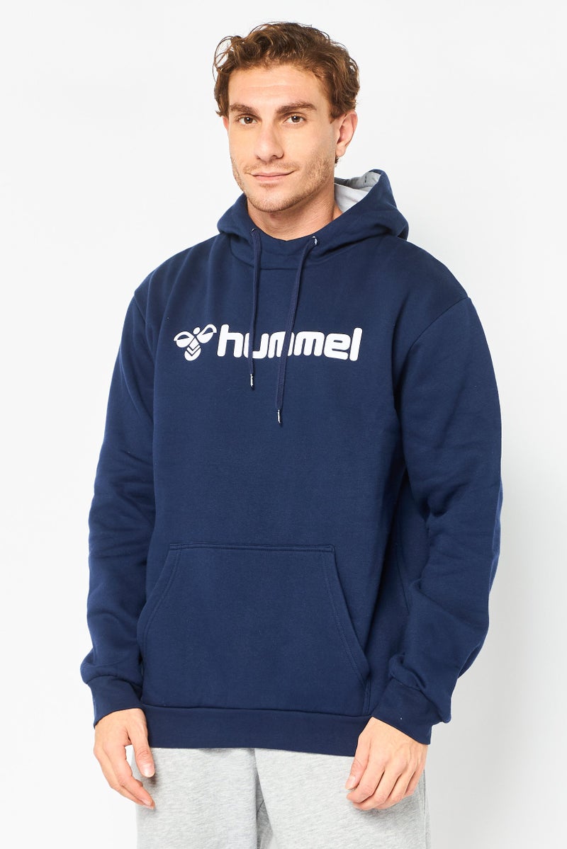 Hummel هودي خارجي طويل الأكمام للرجال، رياضي، لون كحلي - Image 1