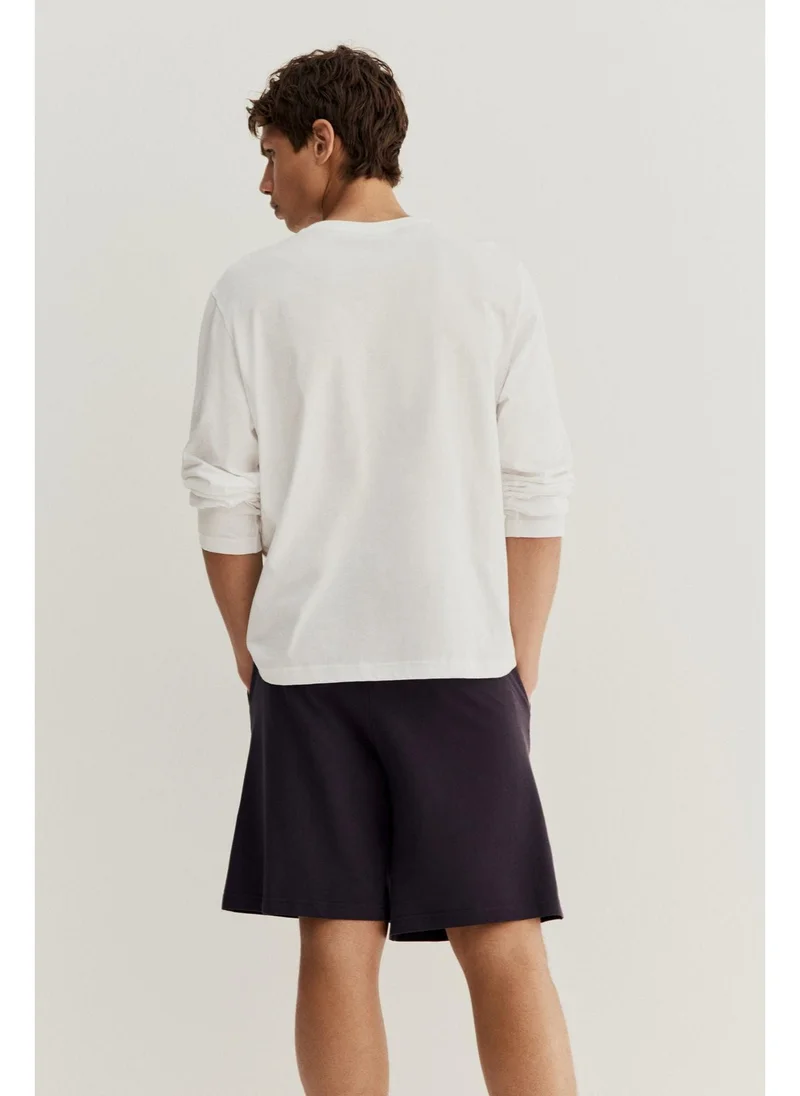 H&M Relaxed Fit Knee-length piqué shorts