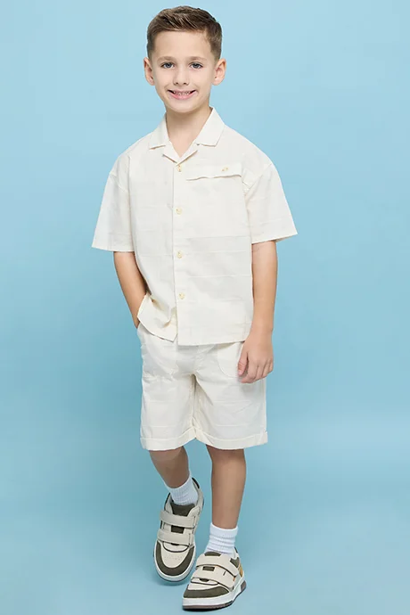 أر أند بي Textured Shirt and Shorts Set