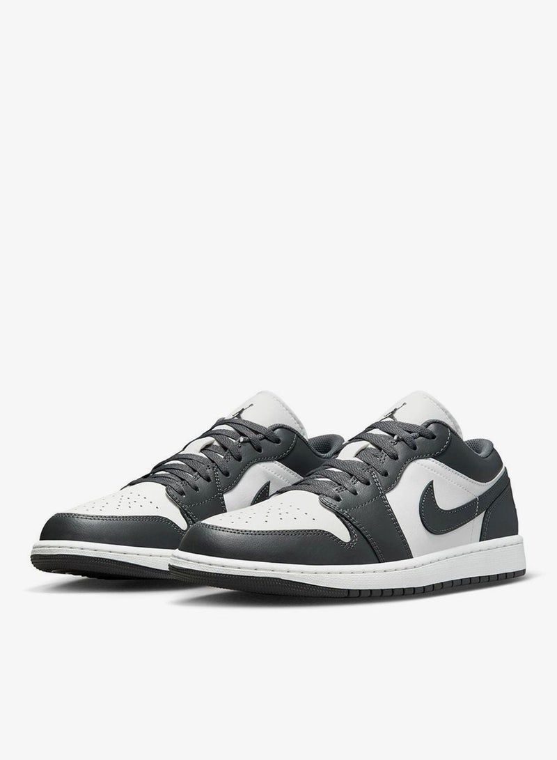 Jordan Air Jordan 1 Low - Image 3