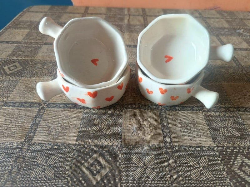MALAIKAH Ceramic Orange Heart Handpainted Hexagone Shape Chutney Bowls for Serving Dip Bowls (80 ML, Dishwasher Safe) Ketchup Bowl | Sauce Bowl | Chutney Bowl |for Kitchen Dining Table Bowl Set of 4 - Image 1