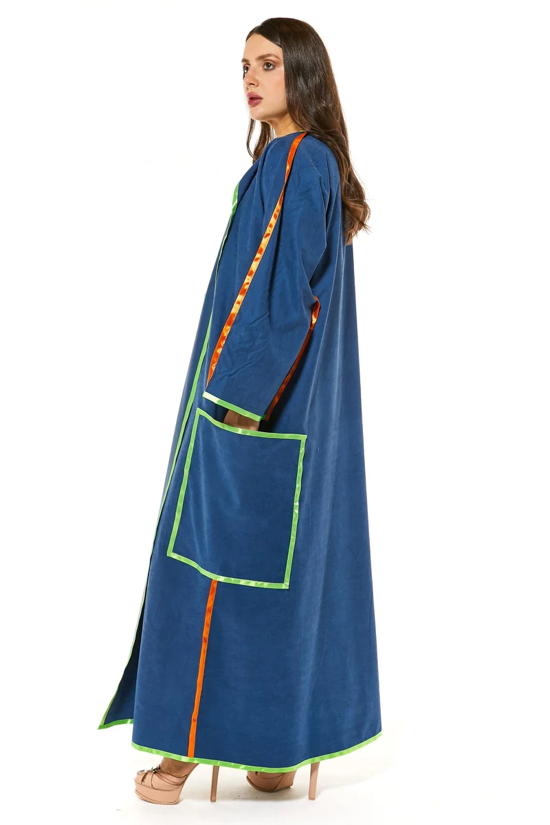 Moistreet  Piping Pocket Detailed Abaya for Women | Best Price UAE