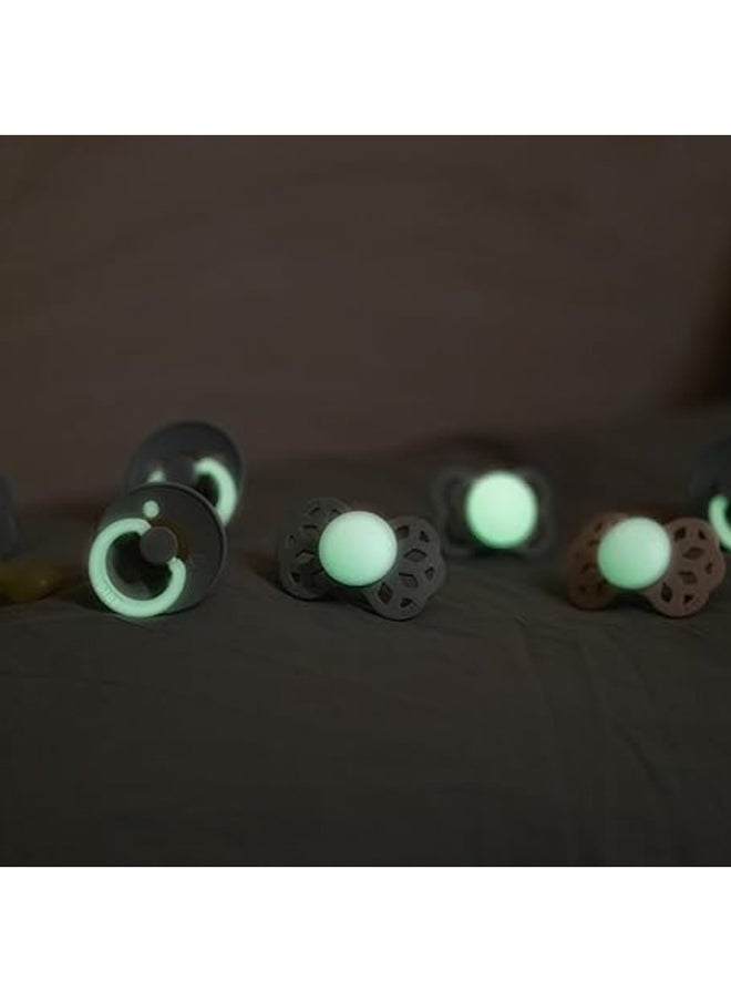BIBS - Colour Baby Pacifier, Latex Round Nipple, Size 1, 0-6 Months, Vanilla Glow, Glow-In-The-Dark, 1 Pieces - Image 1