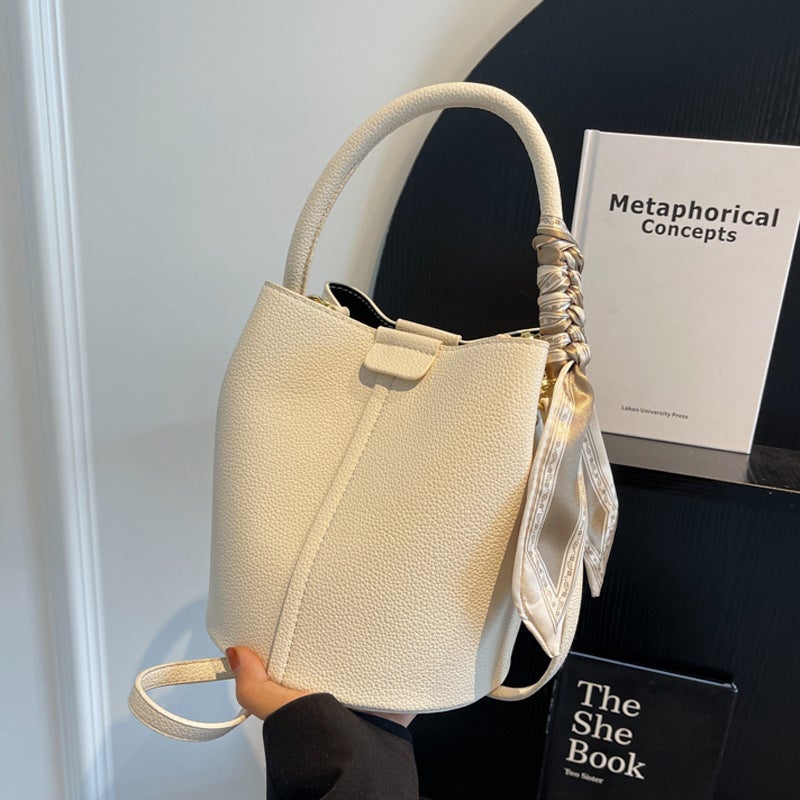 High-End Niche Bucket Bag Handbag Women'S Bag New Style Simple Large Capacity Shoulder Crossbody Bag Vegetable Basket Bag - Image 2