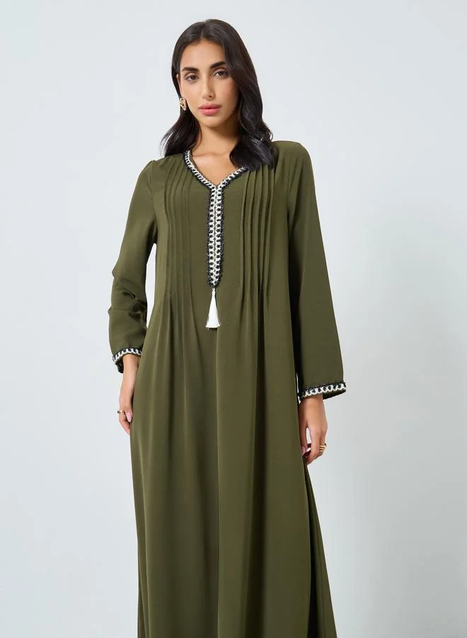 Amirah Pintuck Detail Jalabiya with Tassel Trim