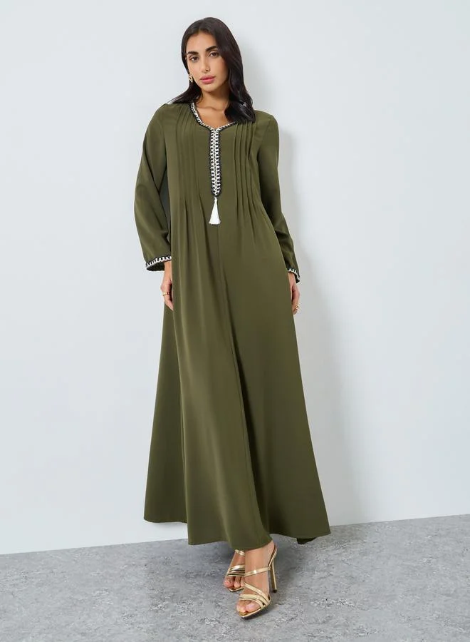 Amirah Pintuck Detail Jalabiya with Tassel Trim