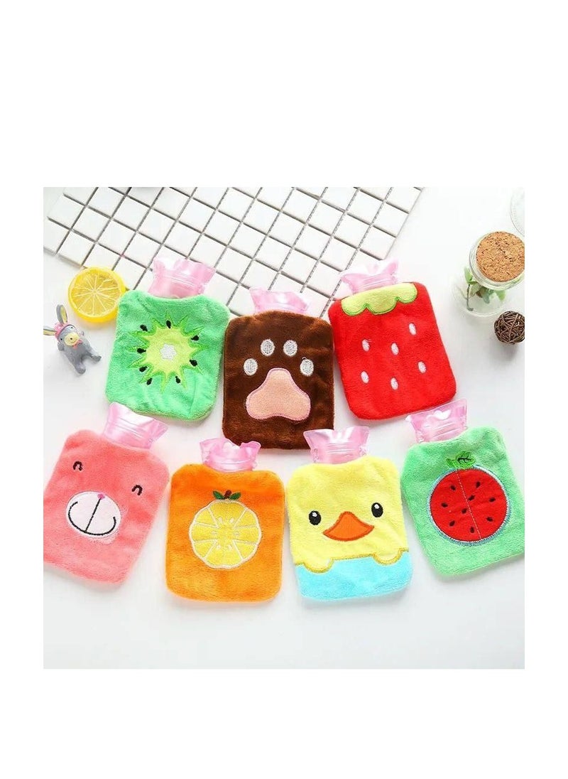 1 small water bottle with a lid, multi-use for adults, children and newborns, hot and cold to keep warm and relieve pain and tension, multiple drawings and colours.
