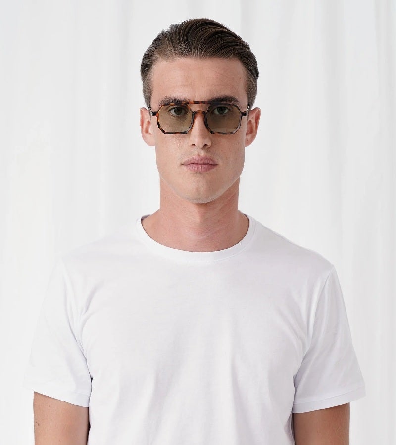  اكسبليست باوتس نظارات شمسية أنيقة للجنسين ريتشارد بلون أخضر فاتح بإطار سلحفاة مطفي - Image 3