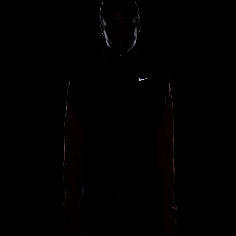 Nike Black Women's Therma-FIT Swift Running Gilet for Women | Best Price UAE