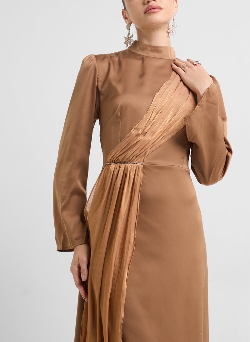 خزانة فستان بتفاصيل درابيه - Image 3