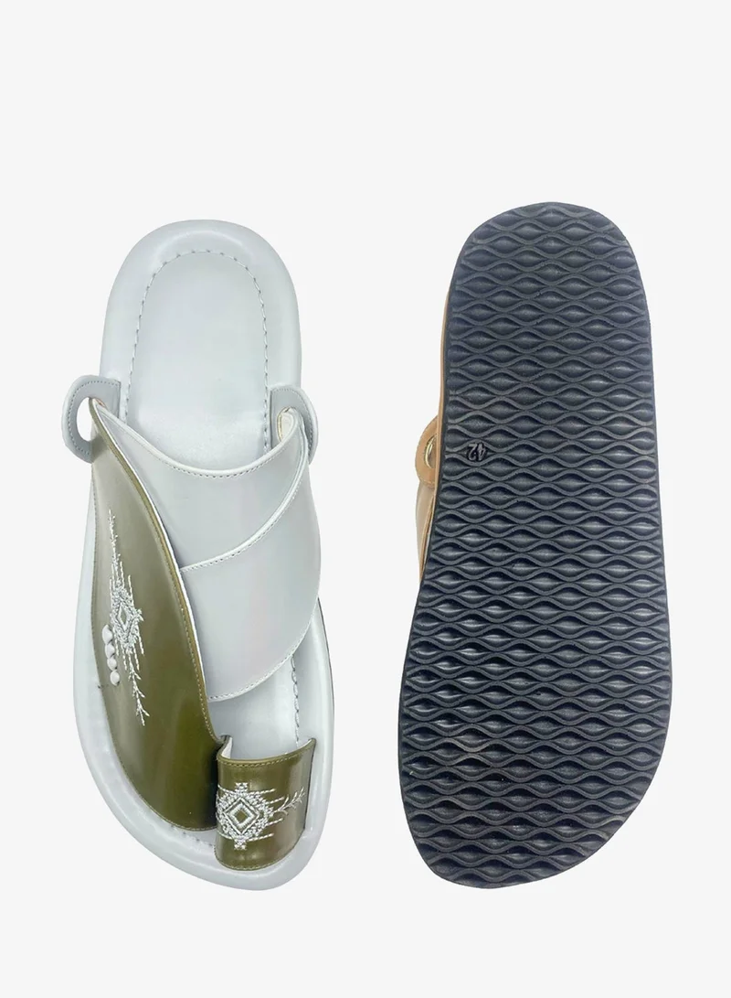 الفانوس صنادل عربية مريحة