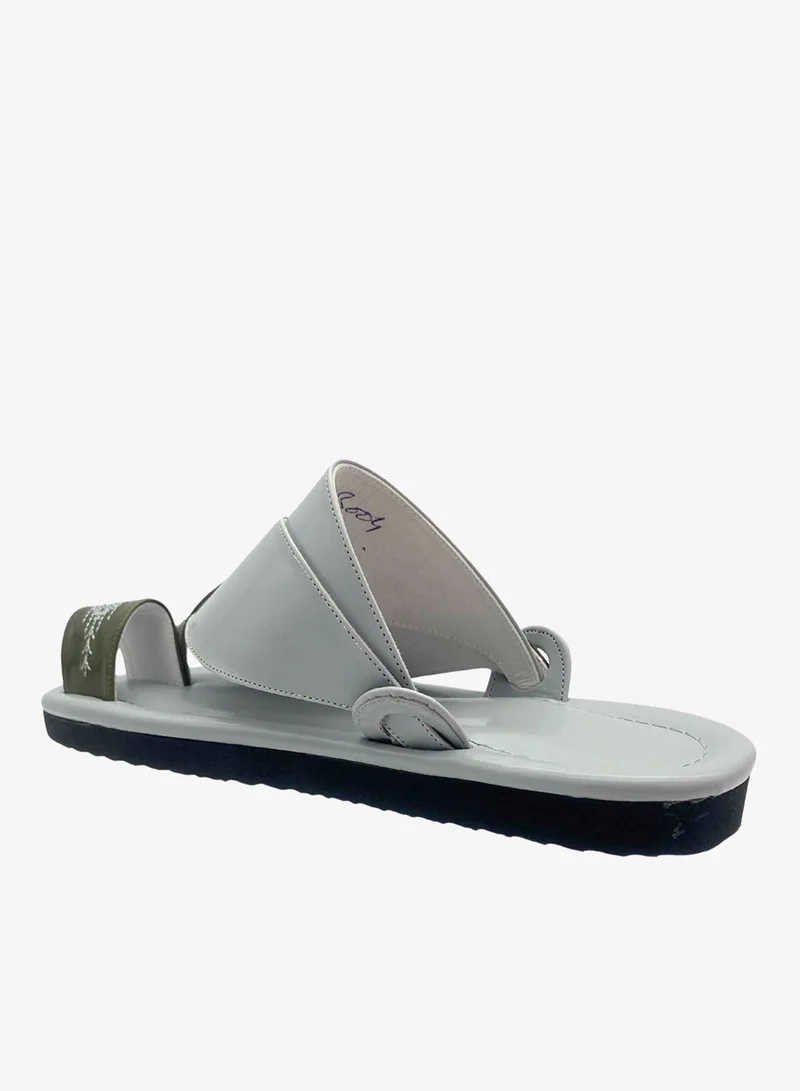 الفانوس صنادل عربية مريحة