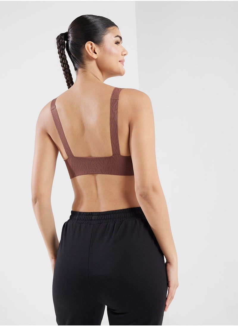 FRWD Seamless Scoop Neck Sports Bra  - Image 2