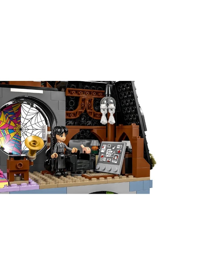 LEGO LEGO - Wednesday & Enid's Dorm Room 750 Pieces - 76781  - Image 3